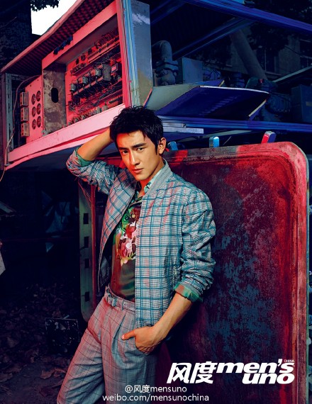 #封面人物# 作为85后新生代领军梯队里的一员，@林更新 自出道起，便一直以一个颠覆者的形象，不断挑战观众对他的认知。呆萌的他活跃在大小银幕上舞刀弄枪，给自己重塑造了一个又一个英雄的形象。6月林更新首次登《风度men'suno》封面看新少爷能带来什么样的惊天大逆转？