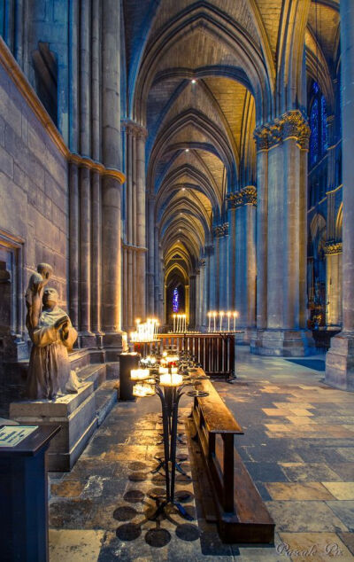 Notre-Dame de Reims,...