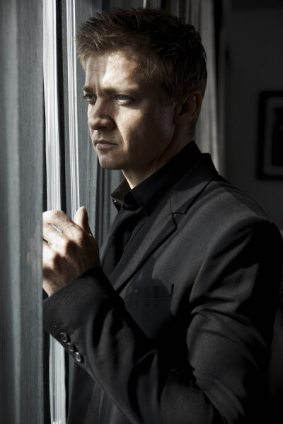 Kurt Iswarienko Jeremy Renner Hollywood Reporter Editorial :