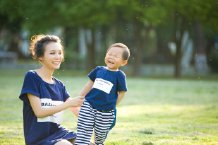 在你们眼中，孩子成长的每一秒都那么宝贵，值得被记录，珍藏……我们也一样。