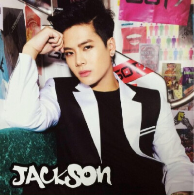 #GOT7##王嘉尔# 饭拍图片Jackson相关1P 再来一张更清楚正面狼奔头…一浪奔就霸气气场全开的某嘎