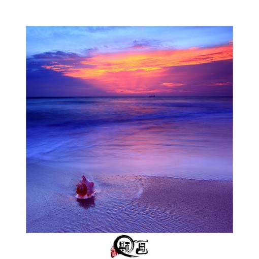 来自poco摄影师寒藤的一组海岸线大海风光摄影作品，拍摄自涠洲岛的海边，原来六月的南方的海是这么的好看，对摄影师的摄影后期技术给予五颗星的好评。