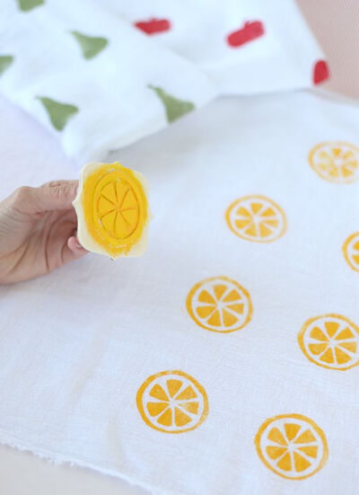 DIY: fruit stamps