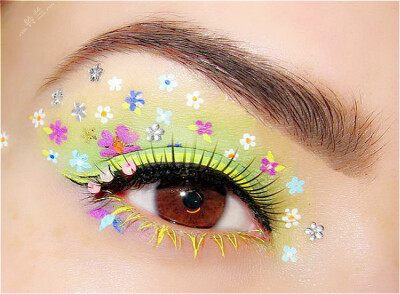 #彩妆# #眼妆# 灬铃兰灬采集