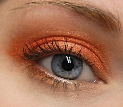 #彩妆# #眼妆# 灬铃兰灬 采集