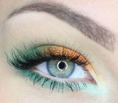 #彩妆# #眼妆# 灬铃兰灬采集