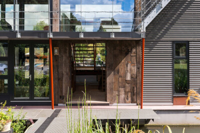 特立独行的别墅设计,分享来源:contemporist.com