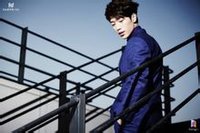  5urprise(서프라이즈)，韩国首个演员组合，由徐康俊、李泰焕、唯一(朴商日)、孔明、姜泰伍，五名成员组成。出道作品为网络电视剧《放学后福不福》。2014年11月，组合发行了首张迷你专辑《From My Heart》。