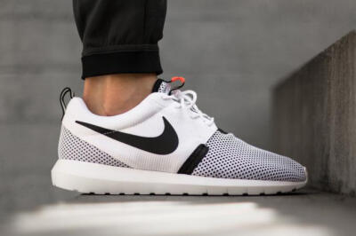 『CSpace』Nike Rosherun NM BR 黑紫 白黑 644425005100