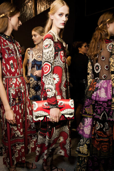 Backstage @ Valentino 2015 RTW ——仙女与仙裙聚集的地方