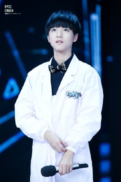 @TFBOYS-王俊凯 持靓行凶