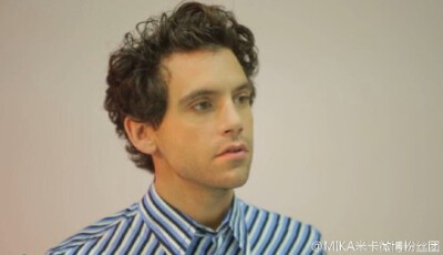 @Mika_official 在韩国时候拍的美照#MIKA# 祝#NoPlaceInHeaven#大卖！