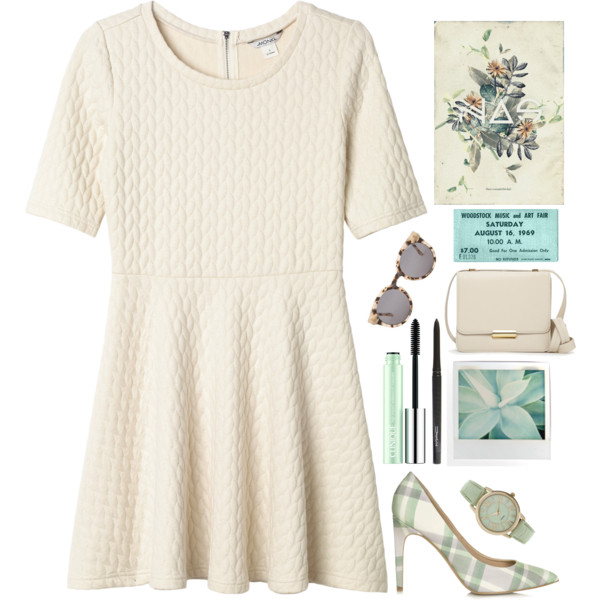 A fashion look from May 2015 featuring cream dress, topshop shoes and forever 21 purse. Browse and shop related looks.