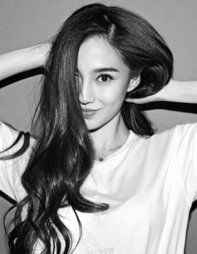 【杂志】#伊周# 总第335期内页特辑《Women in Film》：Angelababy