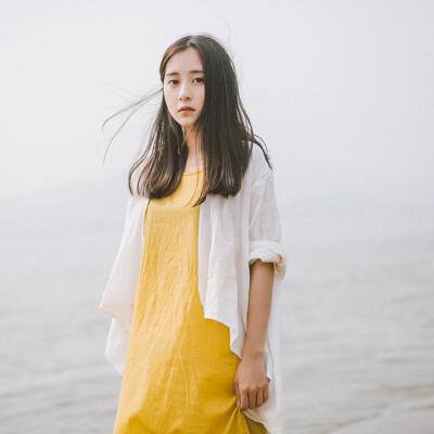 霍。原创文艺复古森系精致绣花夏季棉麻披肩薄开衫防晒衣空调衫女