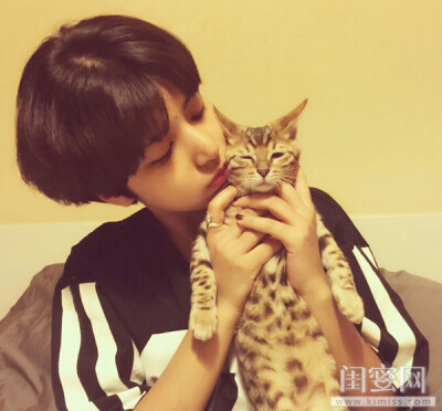 你们都在刷最流行的萝卜头 我只爱特立独行的短发！