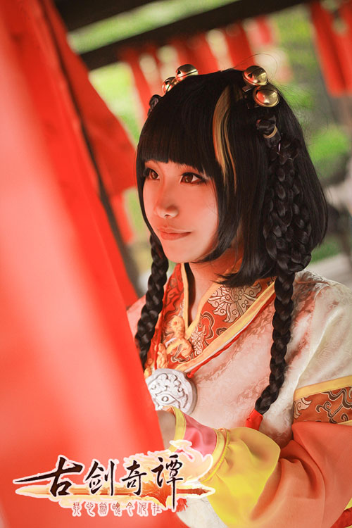 襄铃是《古剑奇谭》的第二女主角，她是个半妖半人的角色，这次cosplay从服装到造型都挺相似的，一起来欣赏吧！