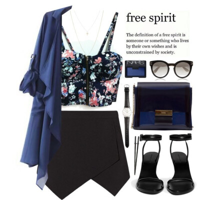 Top: http://lucluc.com/tops/crop-tops/lucluc-dark-blue-floral-printed-strappy-crop-top.html … Kimono: http://lucluc.com/lucluc-ink-blue-lapel-ruched-chiffon-kimono.html …