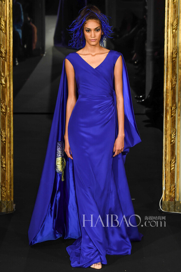 2015春夏高级定制时装周：艾历克西斯·马毕 (Alexis Mabille) 高级定制秀 图片来自GoRunway/InDigital