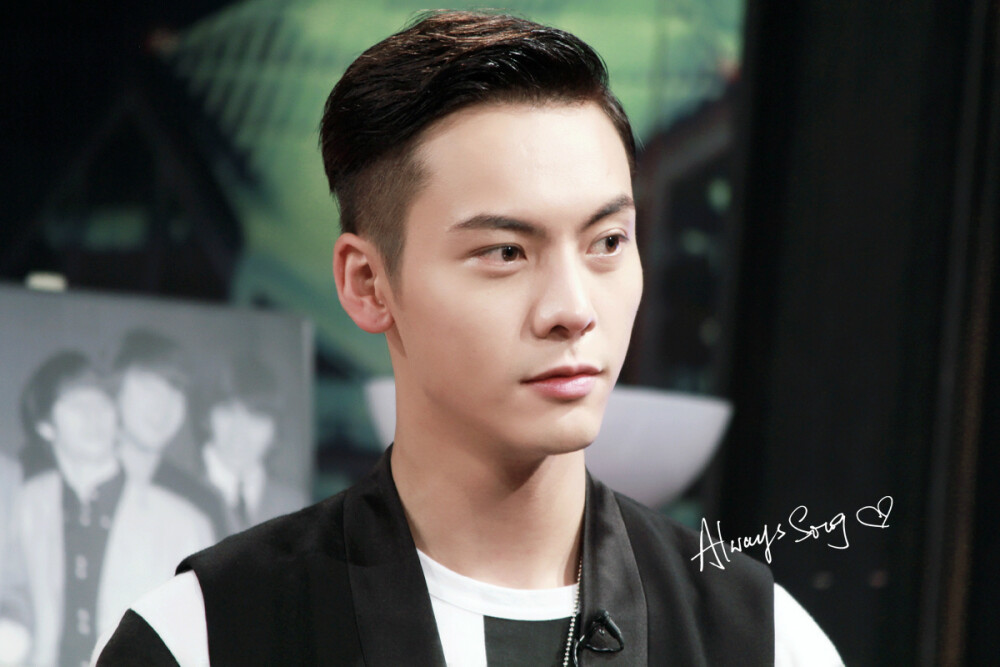 【陈伟霆】【cwt】【陈等等】 140730 乐视亿星club (图源： 19851121.com微博@Always_Song1121)