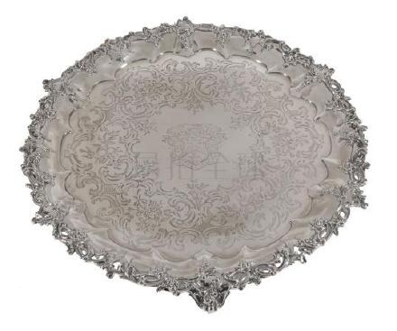 据#史记·孝武本纪# 载，有个叫李少君的方士曾对汉武帝说：“金银成以为饮食器则益寿，益寿而海中蓬莱仙者可见。”虽然听起来有点玄，不过银器的鉴毒、消炎、杀菌效果却是众人皆知。下面这些银器来自7月9号英国伯克郡Dreweatts#精美古董与银器#拍场，快来#捡漏# 吧 O网页链接