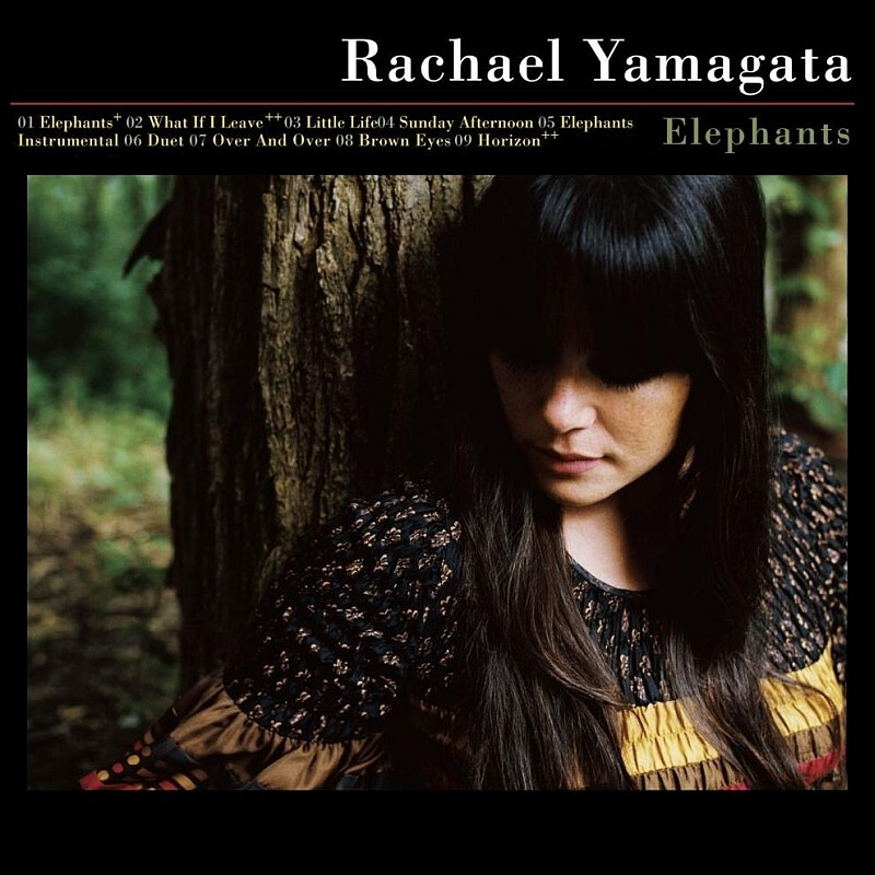 Duet | Rachael Yamagata,Ray LaMontagne 很简单的和弦伴奏,很简单的声音,很简单的好听和平静.Oh lover I'm lost.Because the road I've chosen beckons me away.Oh lover don't you roam.Now I'm fighting words I never thought I'd say