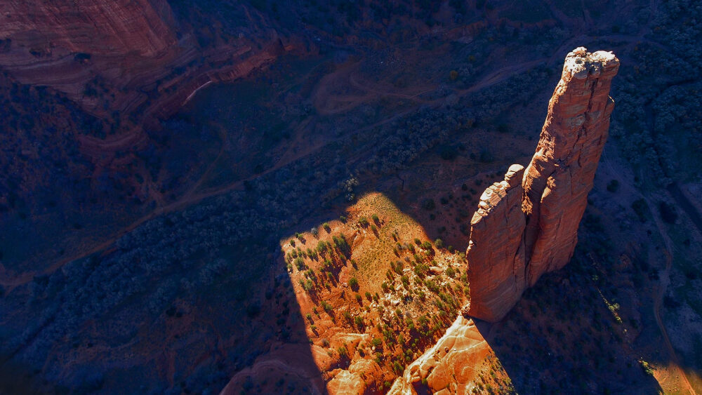 美国亚利桑那州，谢伊峡谷中的蜘蛛岩 SpiderRock