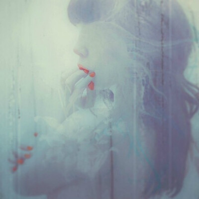 神秘空灵的女孩画像，作者：Leslie Ann O'Dell