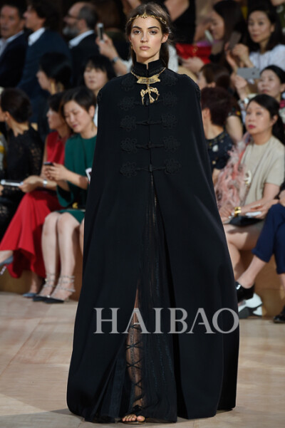 2015秋冬高级定制时装周：华伦天奴 (Valentino) 高定秀