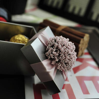喜的良品 喜糖盒子 熏衣草创意欧式马口铁 婚礼糖果盒TJ2