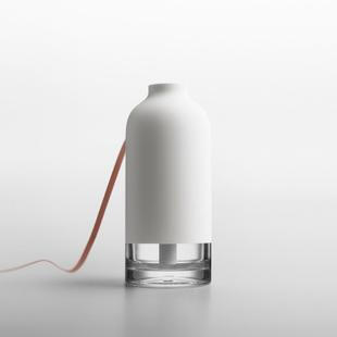 11+ 进口 Bottle Humidifier 创意家用办公室静音USB桌面加湿器