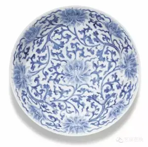 中国美術 堆朱堆黒 纏枝蓮花紋 瓶 高16.5cm(LC788) 中国美術 堆朱堆黒 纏枝蓮花紋 瓶 高16.5cm(LC788)