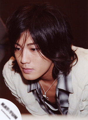 看看帅哥们都是什么发型