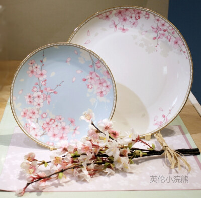 代购 现货 英国制Wedgwood 2015春蕾系列粉色樱花骨瓷盘子 20cm