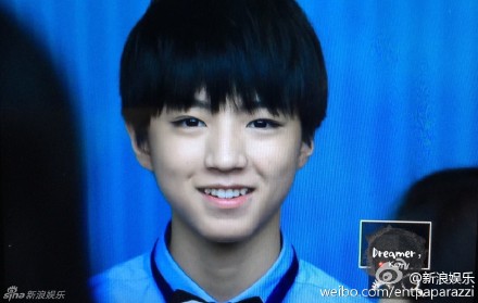 三小只在台湾的近况公开！打扮乖巧可爱的@TFBOYS-王俊凯@TFBOYS-王源 @TFBOYS-易烊千玺 和@蔡康永@小S@陈汉典 玩自拍;网友还晒出TFBOYS录制《康熙来了》的剧透图;台媒更称其为“大陆第一偶像天团”。多图&amp;gt;&amp;gt;&amp;gt;OTFboys台湾登《康熙》 姐姐粉们已迫不及待想看节目啦！不知三小只面对S姐可还好？