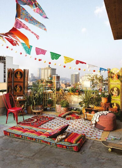 rooftop perfect for lounging, from Marie Claire Maison.