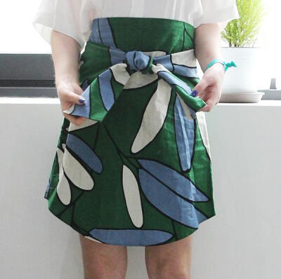 ROCKER CHENflower ribbon skirt 2 colors半身裙