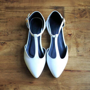 复古风 玛丽珍T型带尖头平底单鞋凉鞋 镂空搭扣小红鞋小白鞋女夏