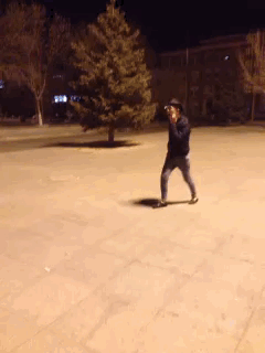 你们这么屌，你家里造吗？ 哈哈哈原谅我一生放荡不羁笑点低#哈哈#