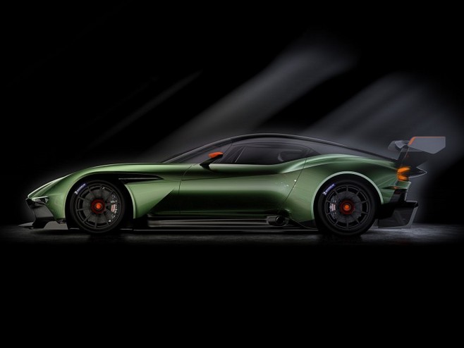 Aston Martin unveils track-only Vulcan