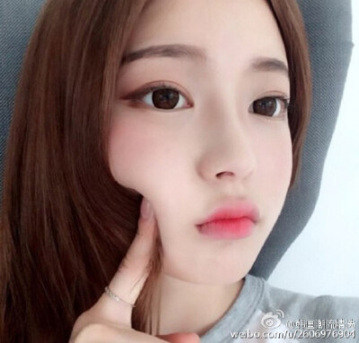 温柔可人的韩风妆容