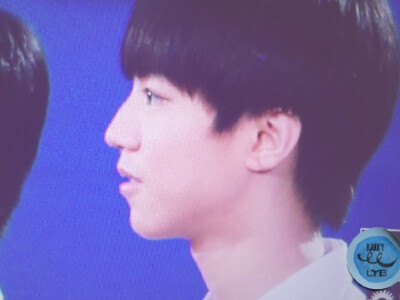 与凯万年 善良勇敢坚强！//@洁小凯: //@嘿哟哟哟哟哒哒:#王俊凯# #TFBOYS王俊凯# 善良且坚强 @王俊凯遛图博 @TFBOYS-王俊凯 勇敢且善良