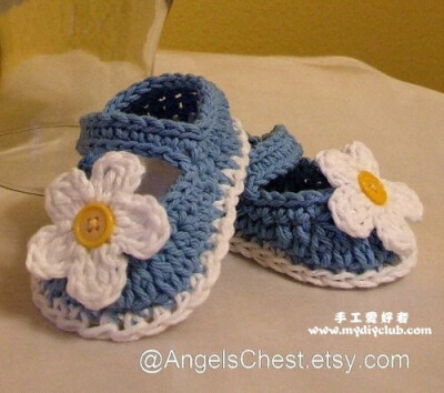 婴儿钩针鞋Baby Booties Shoes with Flower-手工爱好者