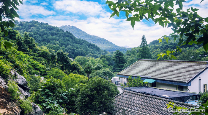 去呼呼-杭州西湖风景名胜区麦浪主题民宿草房子-如果告诉你打开窗是这样的风景，你还肯不肯走？