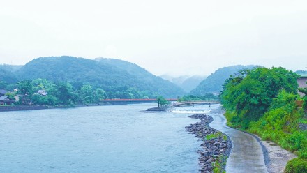 镜头下的日本：台风中的京都，宇治川&amp;amp;平等院。 摄影by 游侠与夜莺 （@游侠与夜莺 ）