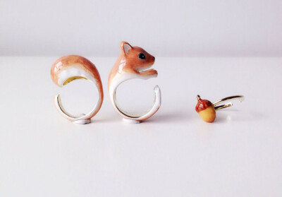 曼谷设计师设计的「merryme」动物戒指，每套都有3个戒指，戴上效果炒鸡萌！