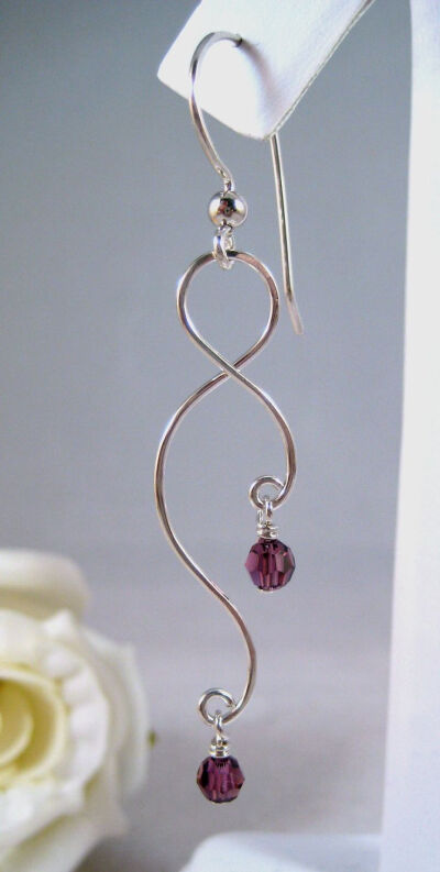 Curving wire &amp;amp; crystals ... earings? Maybe. Ornaments / embellishments? DEFINITELY!: