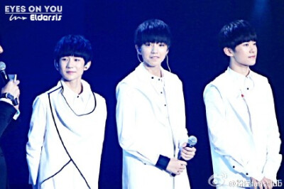 哇哦，#TFBOYS#三小只又要出新作品啦，还是全球首播捏，真棒！ 新歌#Love With You#09/16 10:00 AM 收听指南：内地City FM/Music Radio、台湾Hit FM、新加坡1003、马来西亚My FM、加拿大中文电台、洛杉矶中文电台，…