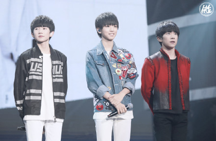 #TFBOYS# 旧时董桥夜色里, 十年一品温如言. K剩下的盛夏