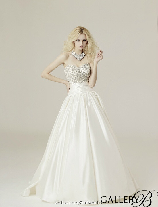 galleryB 2015 wedding dress.